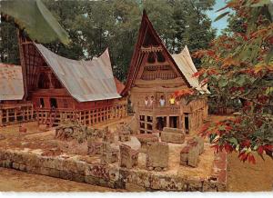 BT14767 The Batak houses and their stone funiture in north sumatra     Indonesia