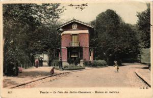 CPA PARIS 19e Parc des Buttes-Chaumont - Maison de Gardien (302267)