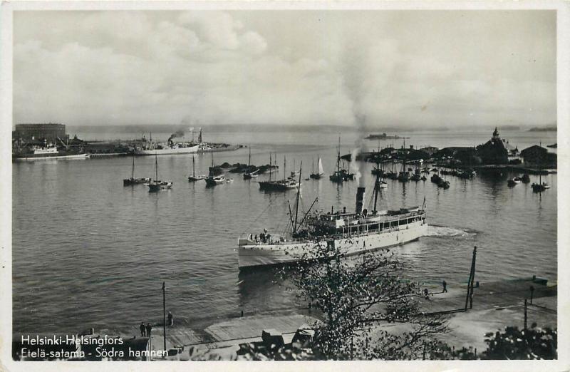 Helsinki Helsingfors Finland Etela-satama Sodra hamnen steamer ship boats RPPC