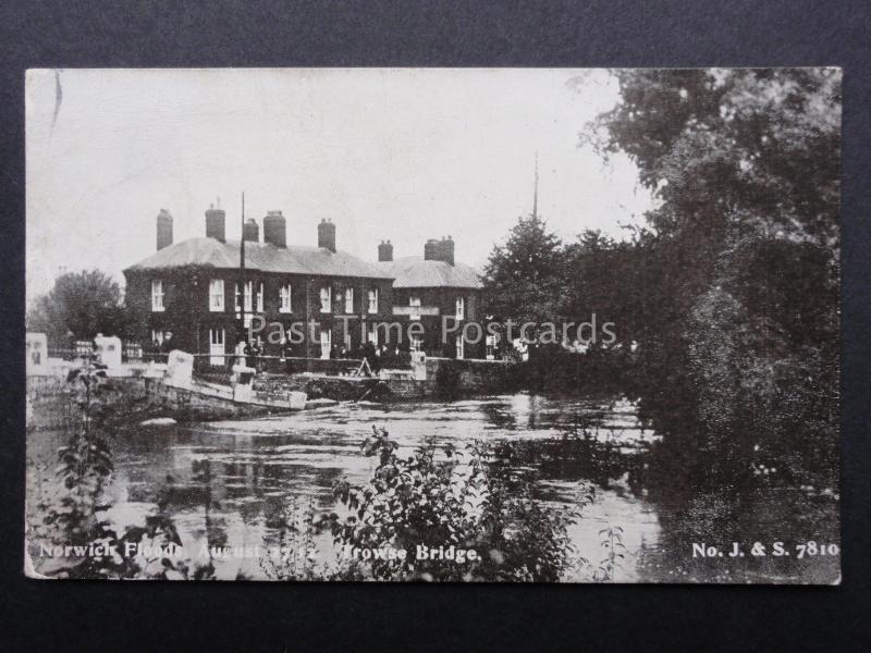 Norfolk NORWICH FLOODS Trowes Bridge Collapsing August 27th 1912 by J&S 7810