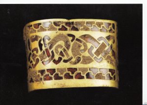 Museum Postcard - The Staffordshire Hoard - Gold Sword Hilt  8001