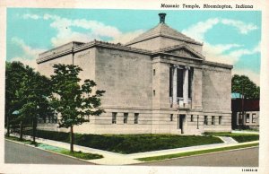 VINTAGE POSTCARD MASONIC TEMPLE AT BLOOMINGTON INDIANA FRESH WHITE BORDER