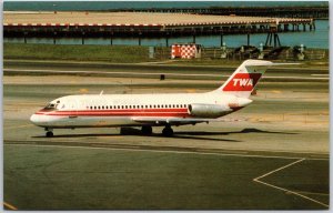 Airplane TWA - Trans World Airlines Douglas DC-9-15 N10647 Aircraft Postcard