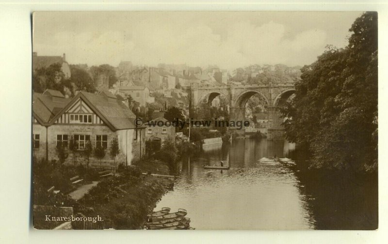 tp7272 - Yorkshire -General Viiew of Knaresborough & Bridge over River- postcard 