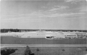 J54/ Greensboro North Carolina Postcard 40s Lorillard Co Factory Cigarettes 62