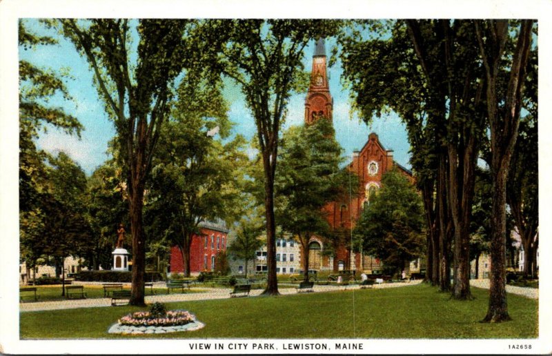 Maine Lewiston View In City Park Curteich