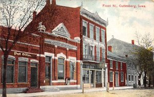 Front Street Guttenberg, Iowa