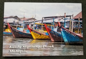 [AG] P92 Malaysia Fishing Boat Ship Perak Sepetang Transport (postcard) *New