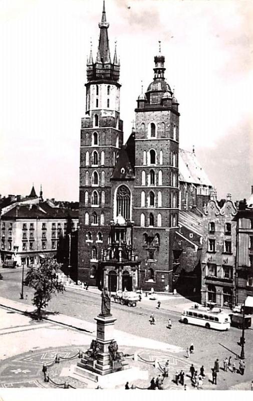 Poland Old Vintage Antique Post Card Krakow Kosciol Mariacki 1966 Missing Stamp