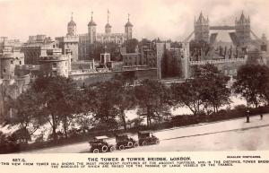B90902 the tower and tower bridge car voiture london  uk