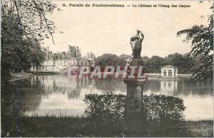 Postcard Old Palace of Fontainebleau The pond Carp