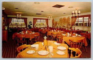 Bennington  Vermont  Heritage House Restaurant  Postcard