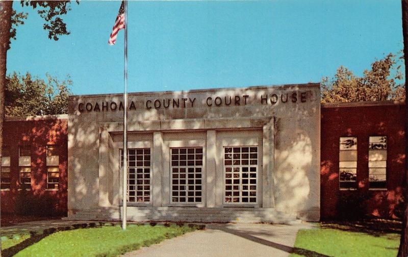 Clarksdale Mississipppi~Coahoma County Court House~American Flag~1960s Postcard