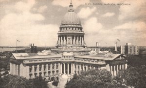 Vintage Postcard 1910's State Capital Madison WI Wisconsin Pub. The Mayrose Co.