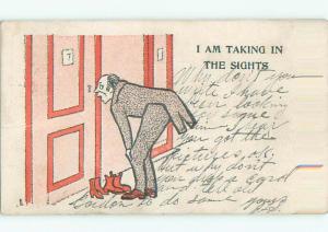 Pre-1907 comic SPYING MAN LOOKS THROUGH KEYHOLE k6926