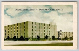 Des Moines Iowa Look Building Artist Concept Postcard D30