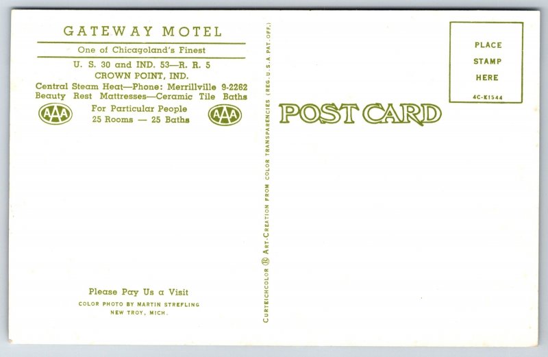 Crown Point Indiana~Gateway Motel Sign & Entrance View~Curteich Vintage Postcard