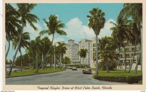 WEST PALM BEACH , Florida , 50-60s ; Tropical Flager Drive