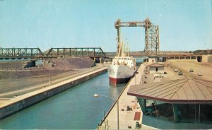 Canada The St. Lawrence Seaway Canada Montreal Vintage Postcard 07.87