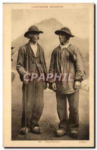 Old Postcard The Old peasants Auvergne Old Folk Costume