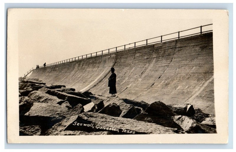 C. 1905 RPPC Galveston Texas Sea Wall Real Photo Postcard F132