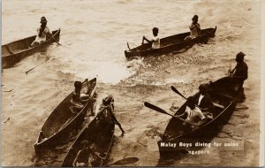 Singapore 'Malay Boys Diving for Coins' Boats Unused Real Photo Postcard F64