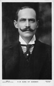 L521 Royalty King of Norway RPPC vintage postcard