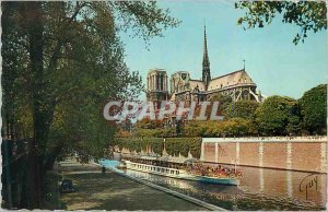 Modern Postcard Paris Quai de Seine and apse of the Notre Dame Cathedral Boat...