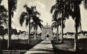 colombia, MOMPÓS, Exterior del Cementerio (1930s) RPPC Postcard