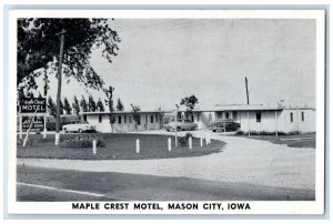 c1940 Maple Crest Motel Exterior Building Road Mason City Iowa Vintage Postcard