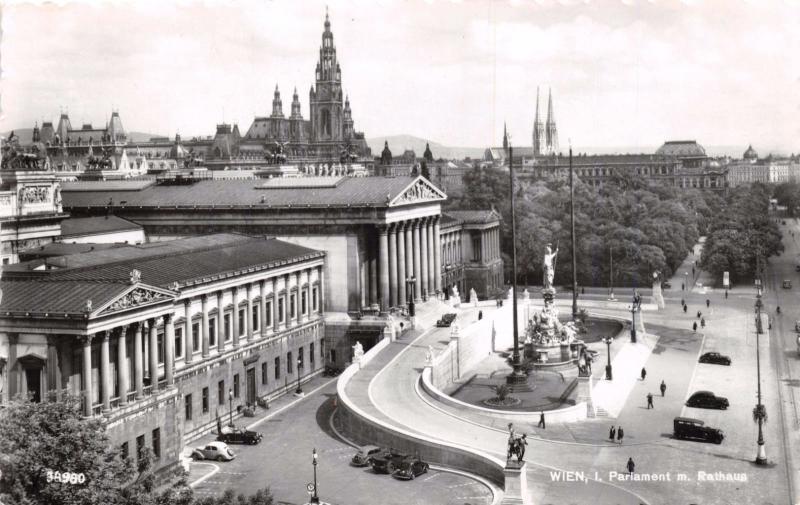 WIEN AUSTRIA PARLAMENT  & RATHAUS PHOTO POSTCARD 1957