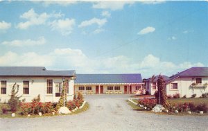 Canandaigua New York 1950s Postcard Motel Lafayette