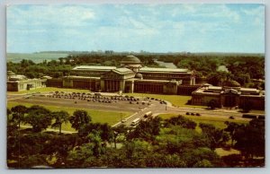 1952  Chicago  Illinois  Jackson Park Museum of Science   Postcard