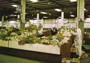 Manama Central Market Bahrain Local Vegetable Stand Arabian Gulf BH Postcard D31