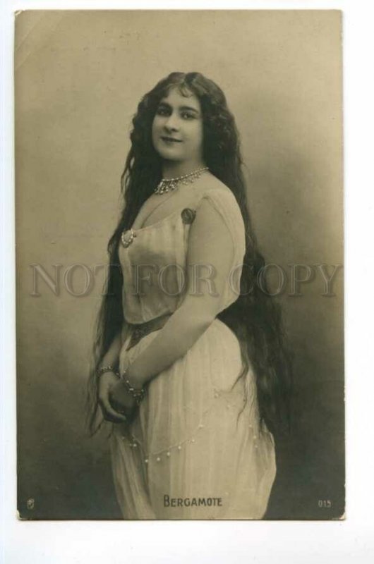 488205 BERGAMOTE French DANCER w/ LONG HAIR Ballet Vintage PHOTO postcard