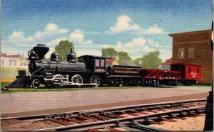 Linen Postcard Memorial Engine 3 Spot D. & I.R.R.R. Two Harbors Minnesota~43