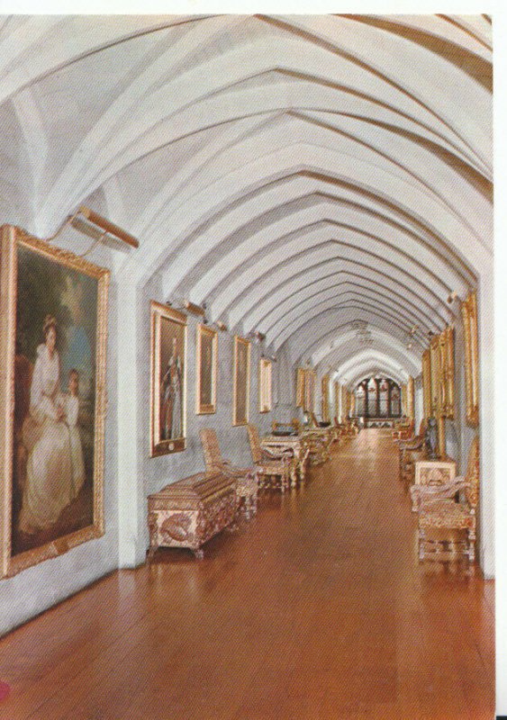 Sussex Postcard - Arundel Castle - The Picture Gallery - Ref TZ8473