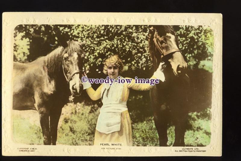 b6292 - Film Actress - Pearl White with Horses, Cinema Stars No.C.M.95- postcard