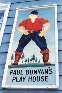 Paul Bunyan and Babe - Michigan, camera photograph