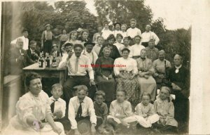 Beer, Blatz Beer Bottles, Group Photo, RPPC