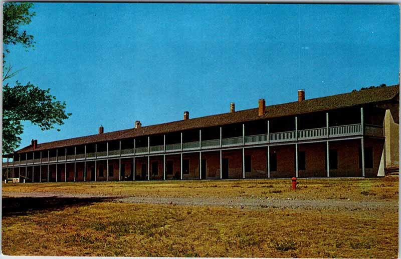 Postcard BUILDING SCENE Fort Laramie Wyoming WY AK8467