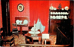 Postcard HOUSE SCENE Springfield Illinois IL AO8787