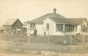 North Dakota Hettinger House residential RPPC Photo Postcard 22-5275