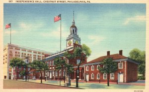 Vintage Postcard 1930's Independence Hall Chestnut Street Philadelphia Penn. PA