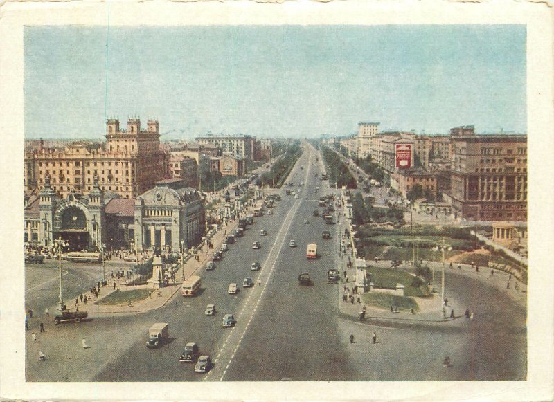 Russia Postcard aerial photo of Leningrad Avenue traffic vintage cars Moscow