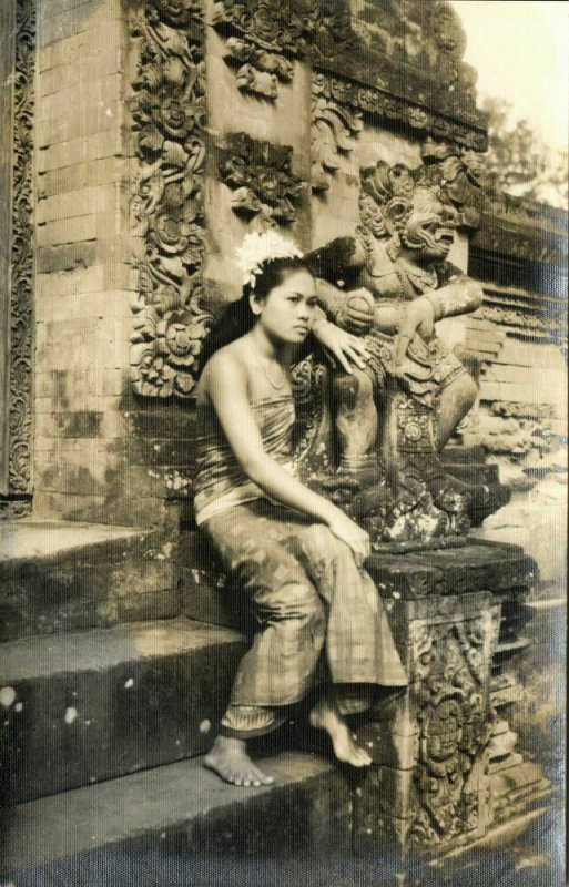 indonesia, BALI, Beautiful Native Girl at a Temple (1940s) RPPC Postcard