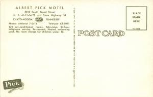 Chattanooga Tennessee~Albert Pick Motel~1959 Postcard