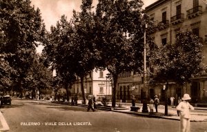 Italy - Palermo. Avenue of Liberty   *RPPC