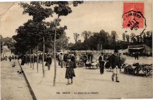 CPA BREST - La place de la Liberté (206984)