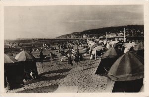 CPA DEAUVILLE Vue de Plage (1250479)